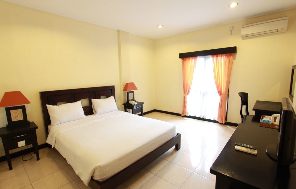 Hotel Intansari Denpasar  Exterior photo